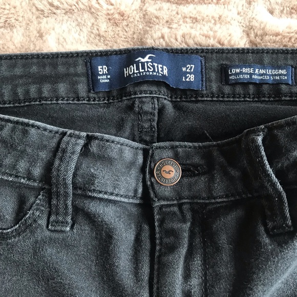 Black pants Hollister + light sweater forever 21 - Picture 1 of 4